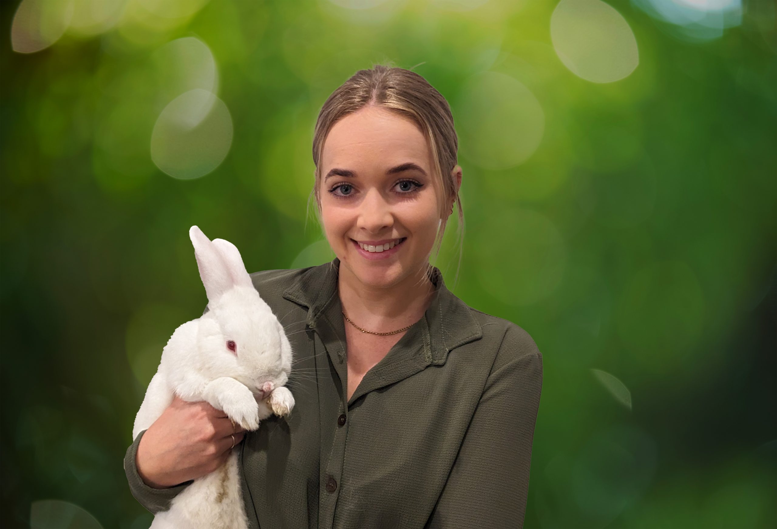 Meet Dr Elle. One of our expert vets at the village vet.